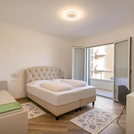 Ferrari Apartments Levante Caorle Exterior photo